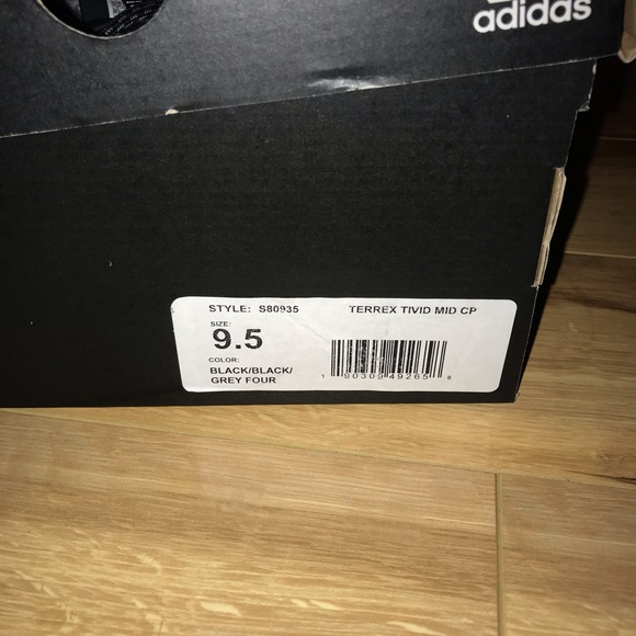 adidas hiking boots - Picture 3 of 3